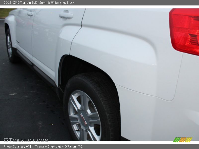 Summit White / Jet Black 2015 GMC Terrain SLE