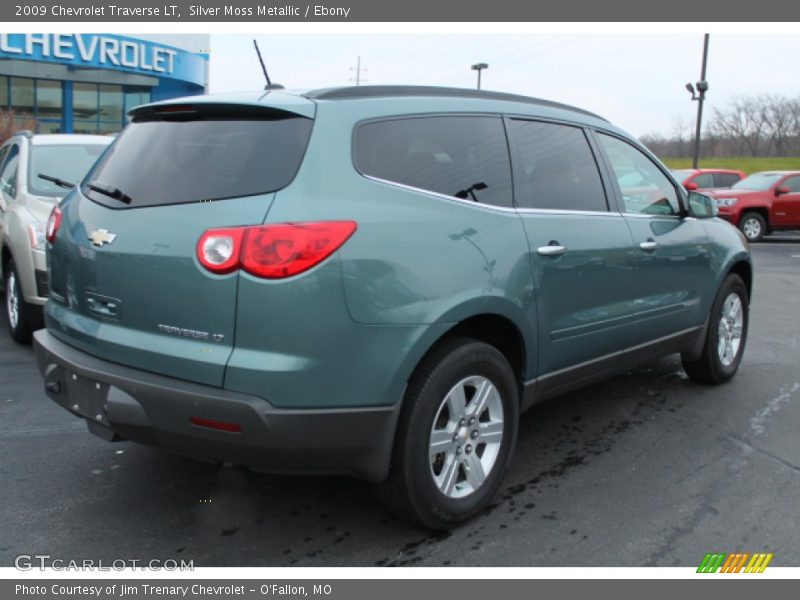 Silver Moss Metallic / Ebony 2009 Chevrolet Traverse LT