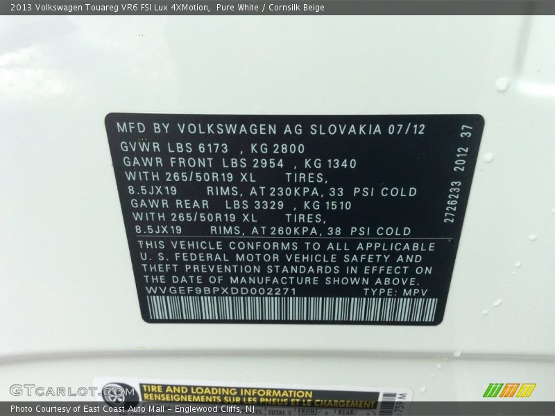 Pure White / Cornsilk Beige 2013 Volkswagen Touareg VR6 FSI Lux 4XMotion