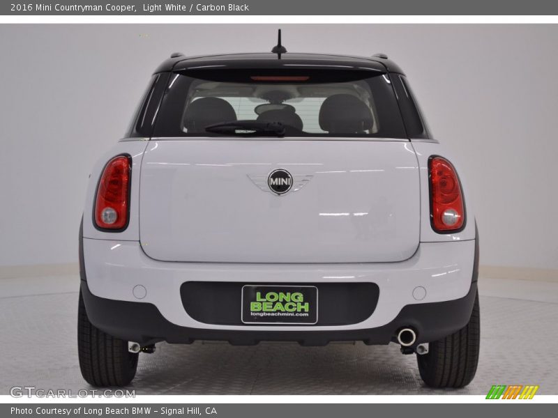 Light White / Carbon Black 2016 Mini Countryman Cooper