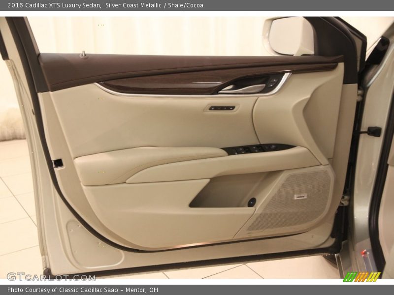 Silver Coast Metallic / Shale/Cocoa 2016 Cadillac XTS Luxury Sedan