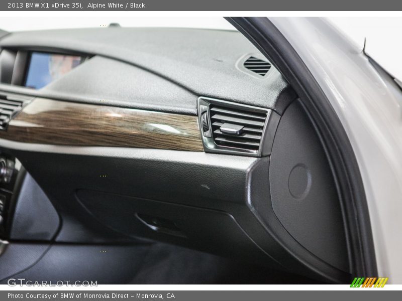 Alpine White / Black 2013 BMW X1 xDrive 35i