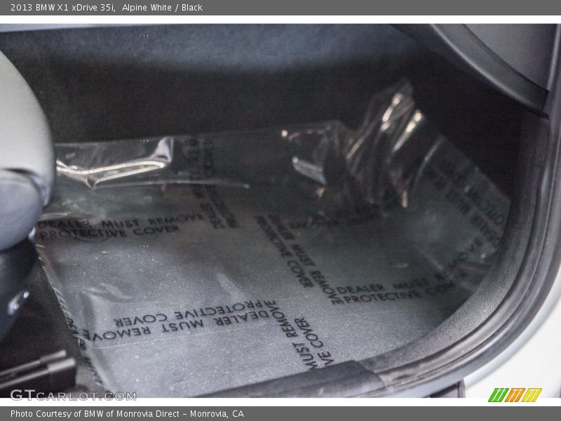 Alpine White / Black 2013 BMW X1 xDrive 35i