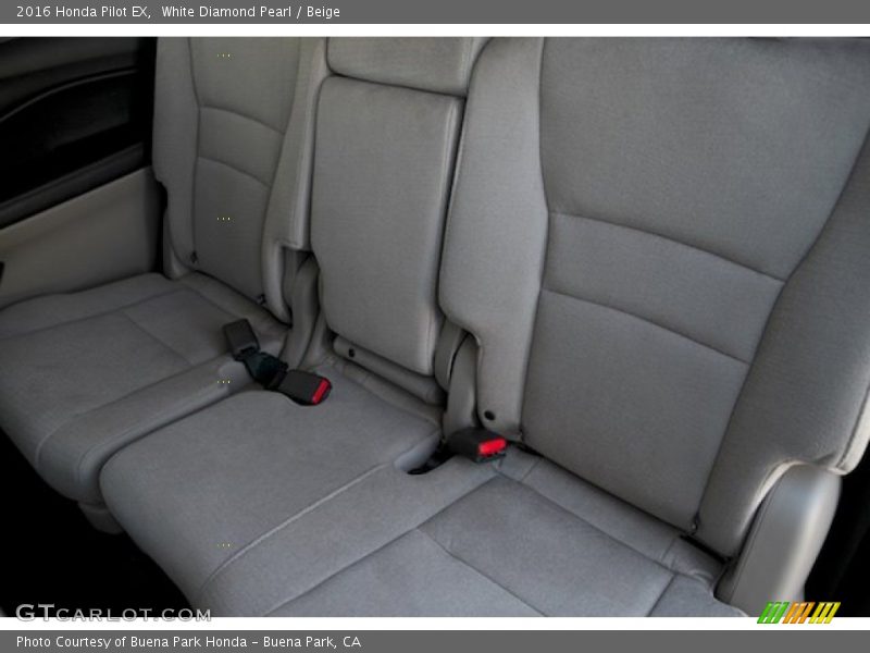 White Diamond Pearl / Beige 2016 Honda Pilot EX