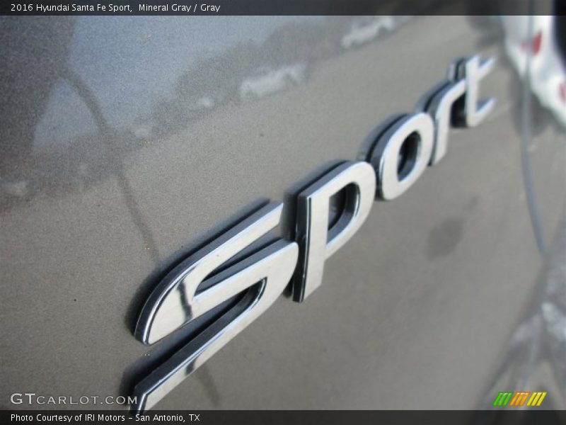 Mineral Gray / Gray 2016 Hyundai Santa Fe Sport