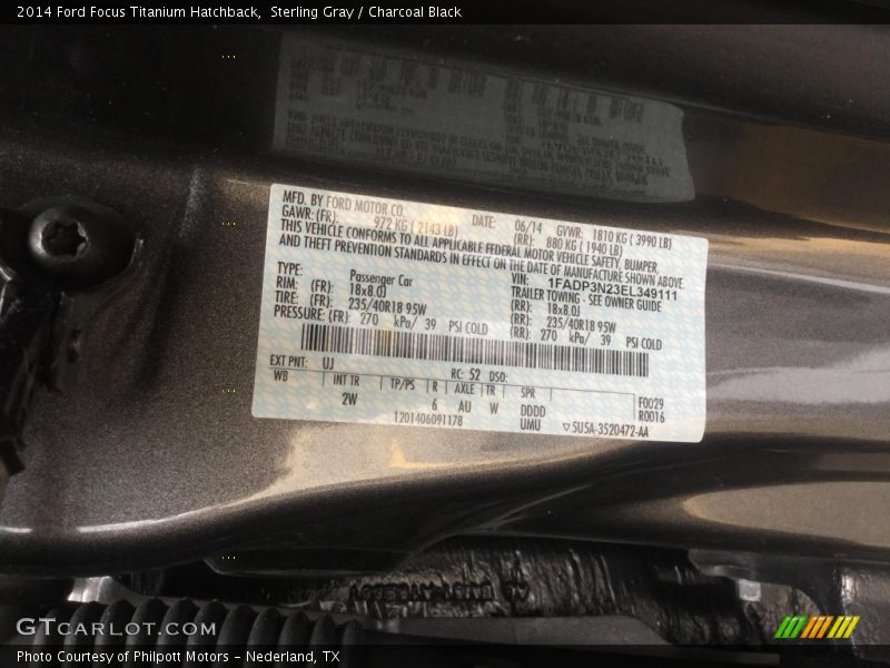 Sterling Gray / Charcoal Black 2014 Ford Focus Titanium Hatchback