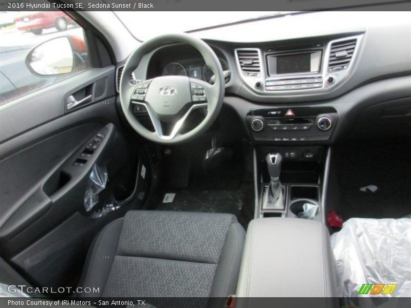 Sedona Sunset / Black 2016 Hyundai Tucson SE