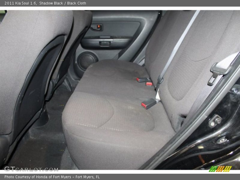 Shadow Black / Black Cloth 2011 Kia Soul 1.6