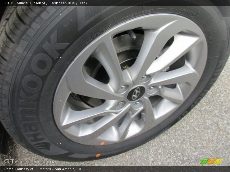 Caribbean Blue / Black 2016 Hyundai Tucson SE