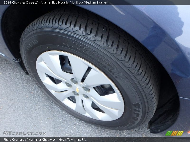 Atlantis Blue Metallic / Jet Black/Medium Titanium 2014 Chevrolet Cruze LS