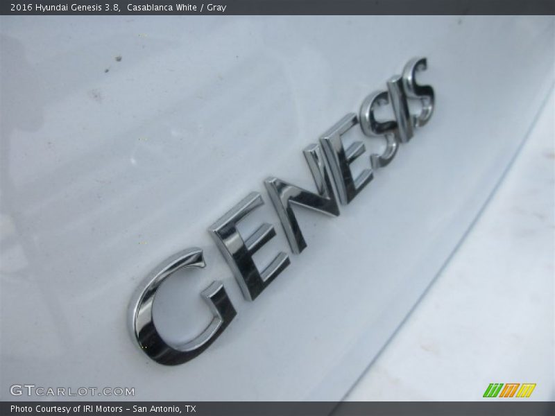 Casablanca White / Gray 2016 Hyundai Genesis 3.8