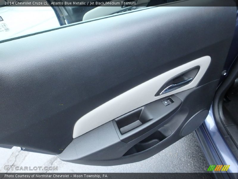 Atlantis Blue Metallic / Jet Black/Medium Titanium 2014 Chevrolet Cruze LS