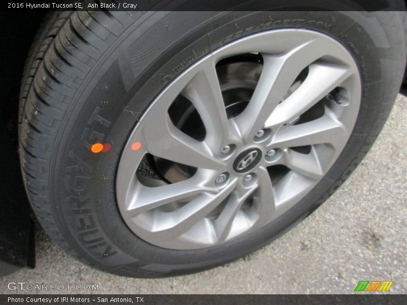 Ash Black / Gray 2016 Hyundai Tucson SE