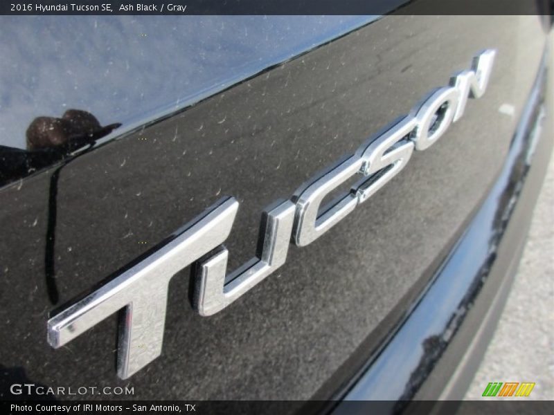 Ash Black / Gray 2016 Hyundai Tucson SE