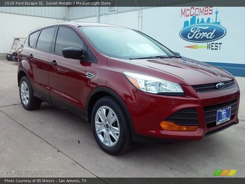 Sunset Metallic / Medium Light Stone 2016 Ford Escape SE