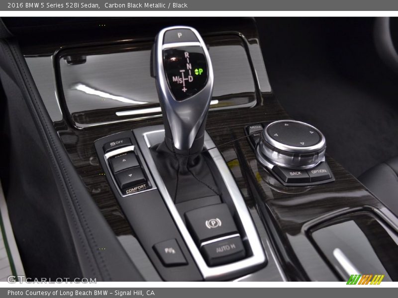 Carbon Black Metallic / Black 2016 BMW 5 Series 528i Sedan