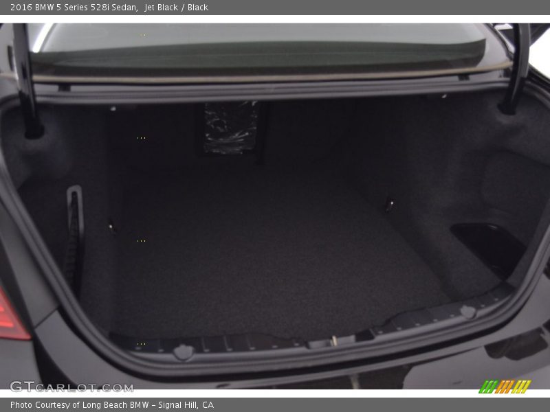 Jet Black / Black 2016 BMW 5 Series 528i Sedan