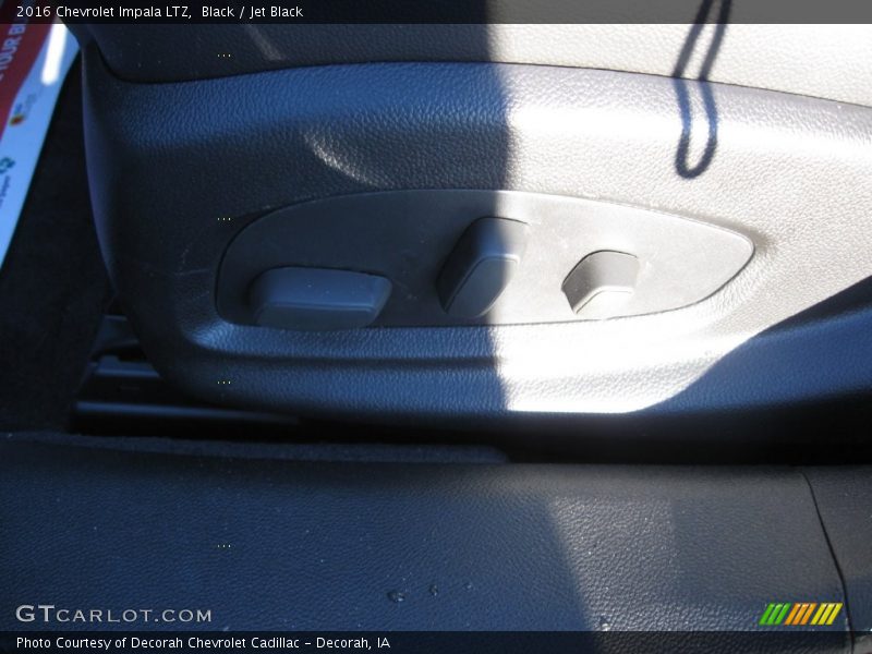 Black / Jet Black 2016 Chevrolet Impala LTZ
