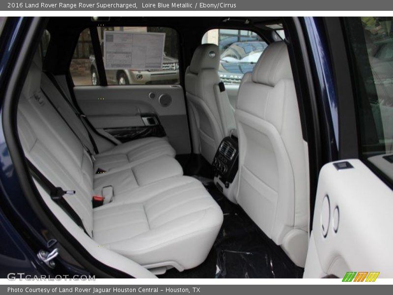 Loire Blue Metallic / Ebony/Cirrus 2016 Land Rover Range Rover Supercharged