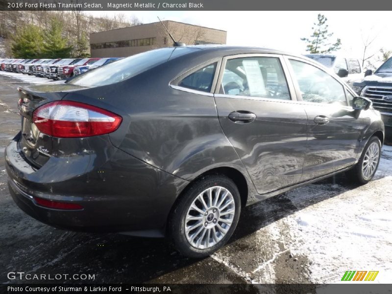 Magnetic Metallic / Charcoal Black 2016 Ford Fiesta Titanium Sedan