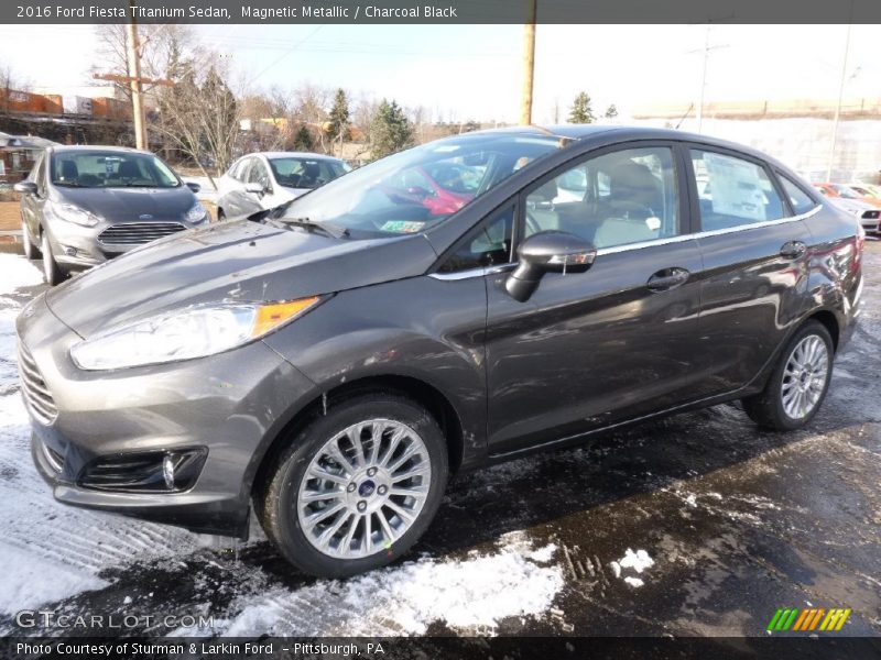 Magnetic Metallic / Charcoal Black 2016 Ford Fiesta Titanium Sedan