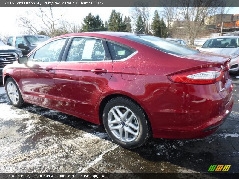 Ruby Red Metallic / Charcoal Black 2016 Ford Fusion SE