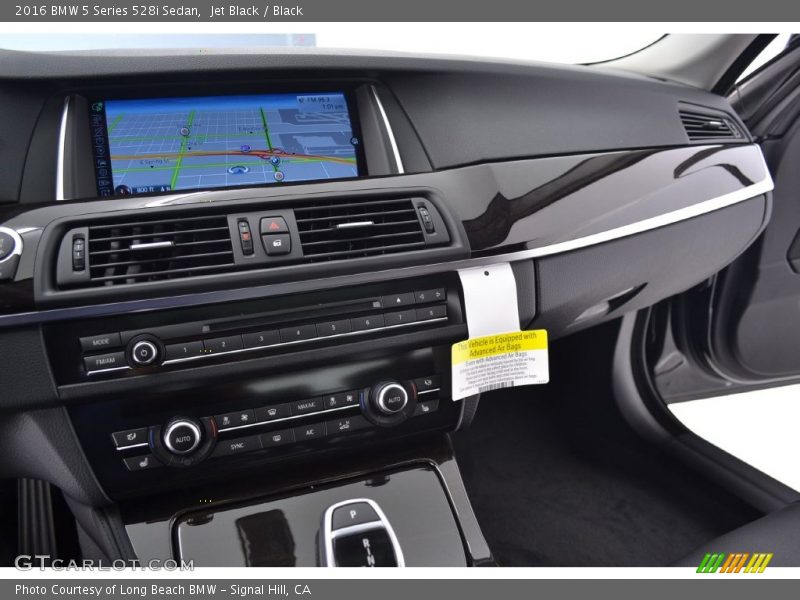 Jet Black / Black 2016 BMW 5 Series 528i Sedan