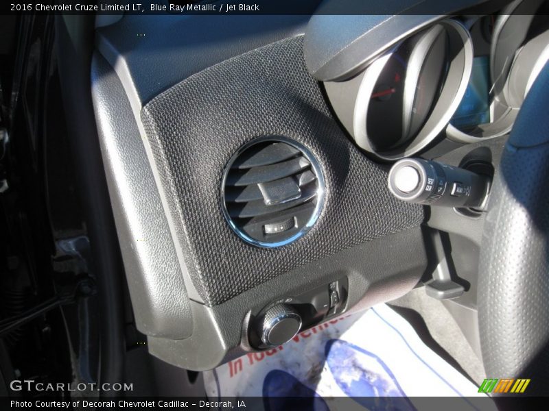 Blue Ray Metallic / Jet Black 2016 Chevrolet Cruze Limited LT