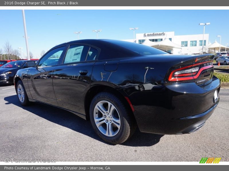 Pitch Black / Black 2016 Dodge Charger SE