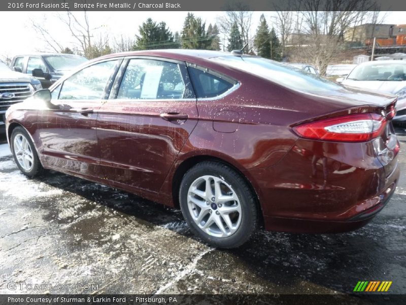 Bronze Fire Metallic / Charcoal Black 2016 Ford Fusion SE
