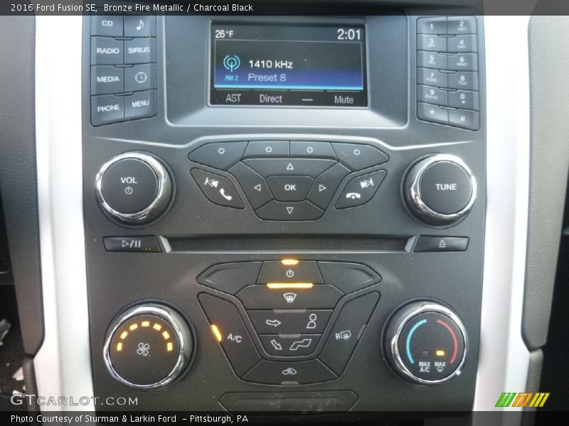 Bronze Fire Metallic / Charcoal Black 2016 Ford Fusion SE