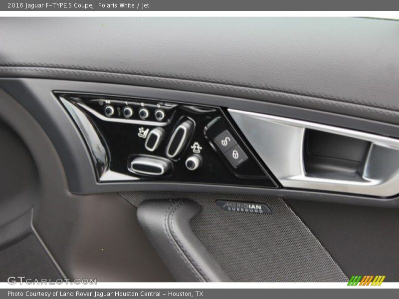 Polaris White / Jet 2016 Jaguar F-TYPE S Coupe