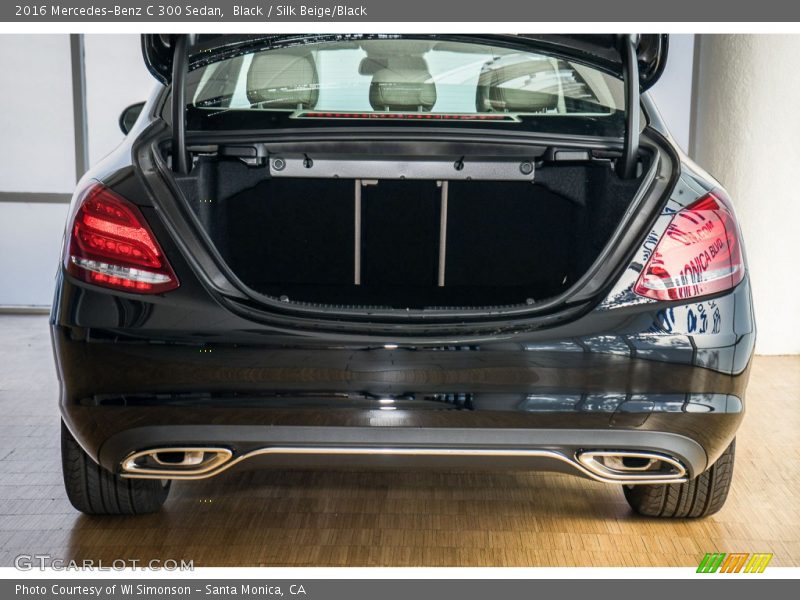 Black / Silk Beige/Black 2016 Mercedes-Benz C 300 Sedan
