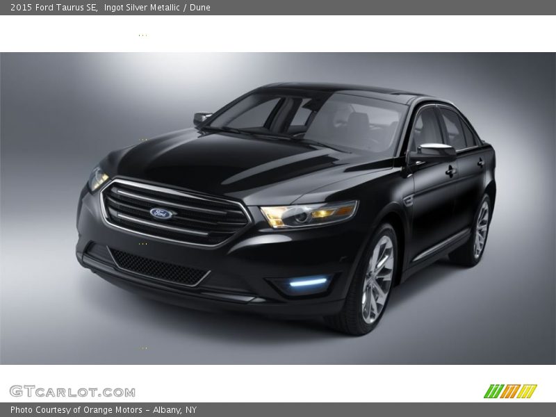 Ingot Silver Metallic / Dune 2015 Ford Taurus SE