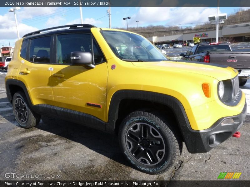 Solar Yellow / Black 2016 Jeep Renegade Trailhawk 4x4