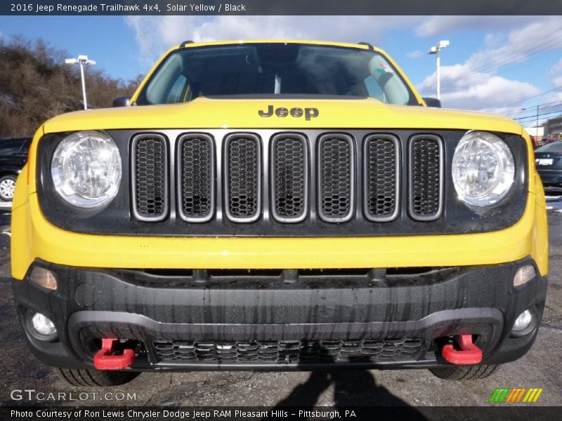 Solar Yellow / Black 2016 Jeep Renegade Trailhawk 4x4