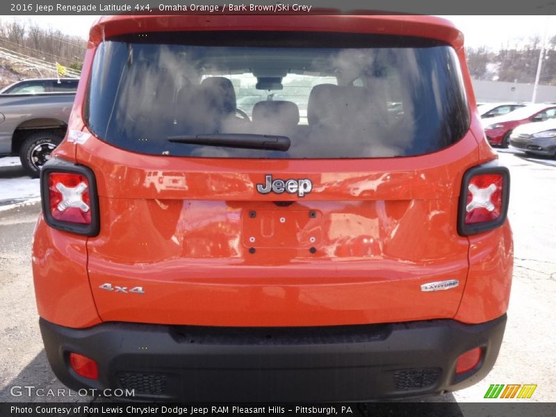 Omaha Orange / Bark Brown/Ski Grey 2016 Jeep Renegade Latitude 4x4