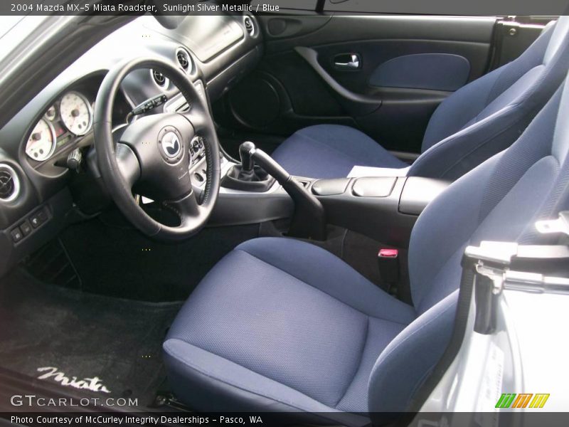 Sunlight Silver Metallic / Blue 2004 Mazda MX-5 Miata Roadster