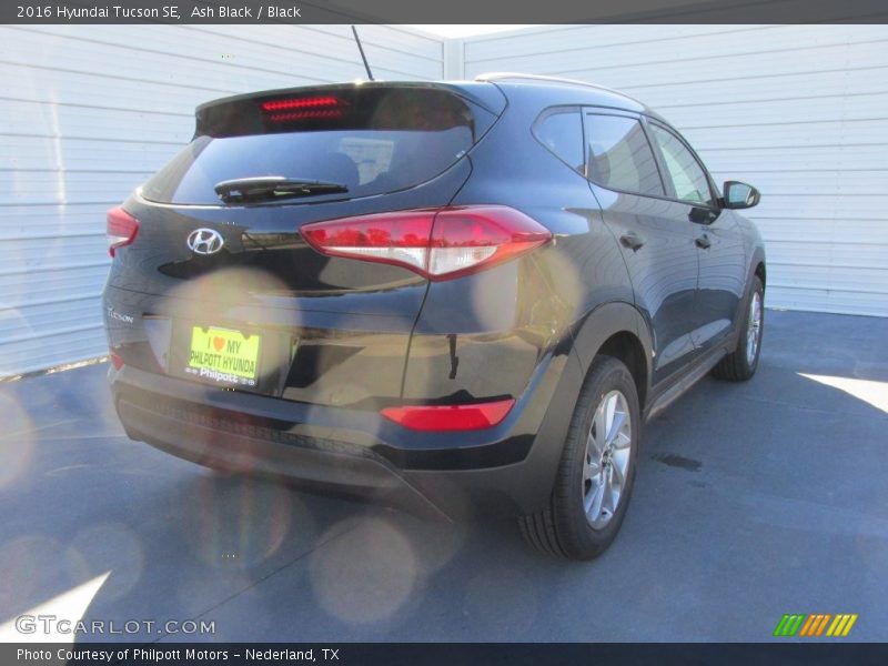 Ash Black / Black 2016 Hyundai Tucson SE