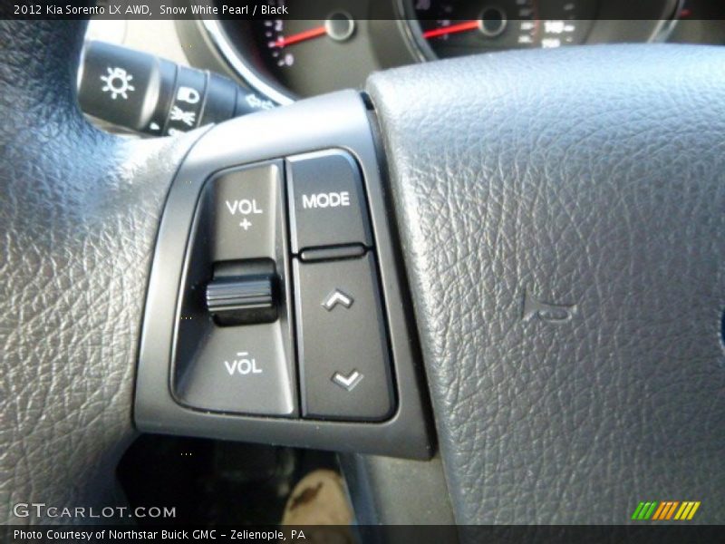 Snow White Pearl / Black 2012 Kia Sorento LX AWD