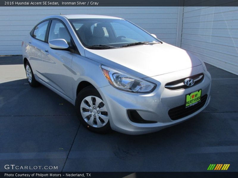 Ironman Silver / Gray 2016 Hyundai Accent SE Sedan