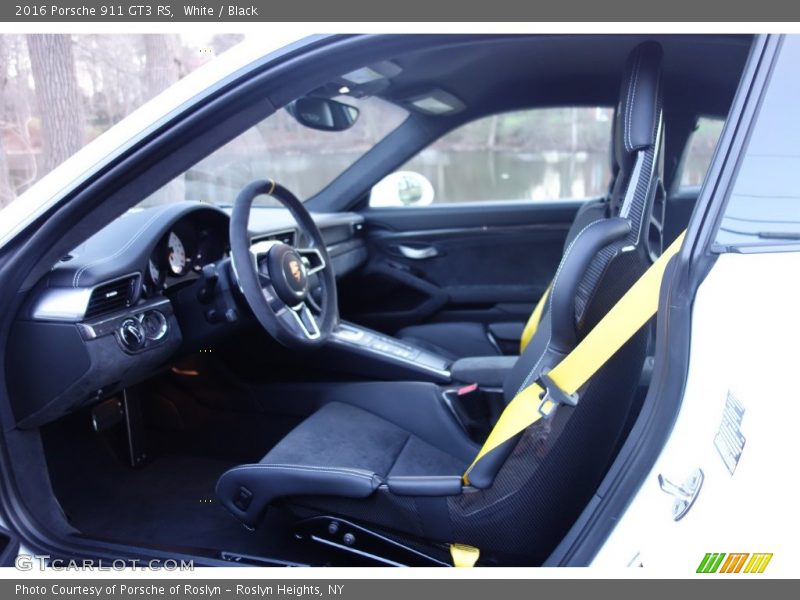 White / Black 2016 Porsche 911 GT3 RS