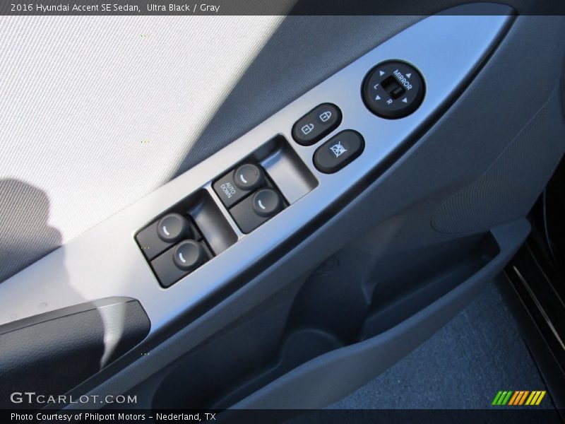Ultra Black / Gray 2016 Hyundai Accent SE Sedan
