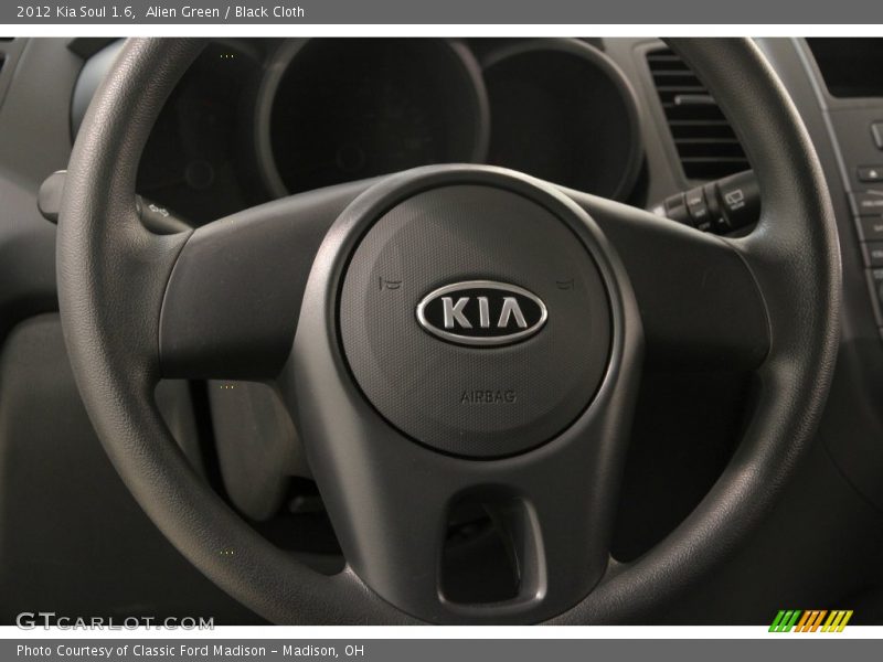 Alien Green / Black Cloth 2012 Kia Soul 1.6