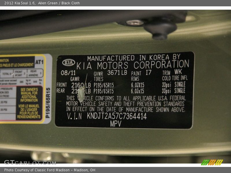 Alien Green / Black Cloth 2012 Kia Soul 1.6