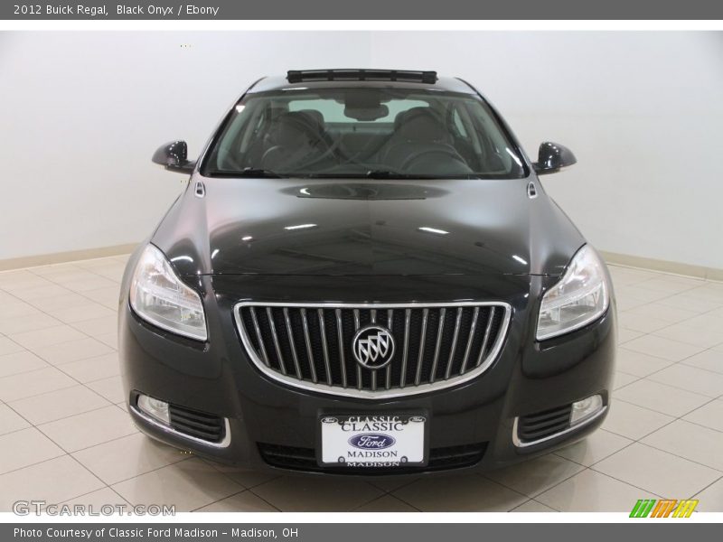 Black Onyx / Ebony 2012 Buick Regal