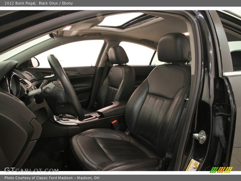 Black Onyx / Ebony 2012 Buick Regal