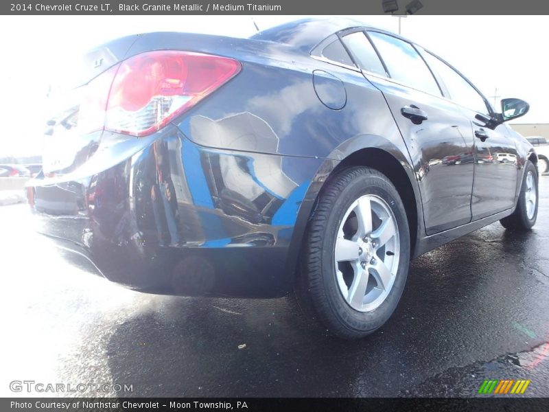 Black Granite Metallic / Medium Titanium 2014 Chevrolet Cruze LT