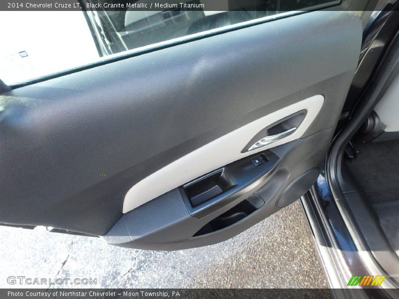 Black Granite Metallic / Medium Titanium 2014 Chevrolet Cruze LT