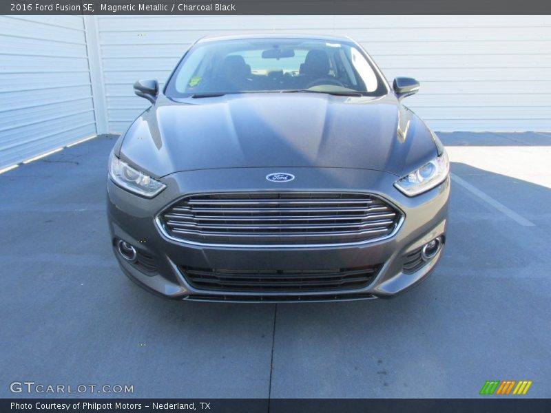 Magnetic Metallic / Charcoal Black 2016 Ford Fusion SE